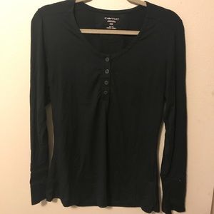 •3/$40• Cute long sleeve